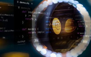 泉州 api php源码,下载的php源码怎么运行呢？
